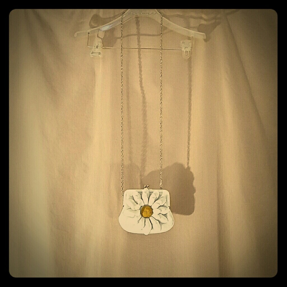 Brighton vintage coin purse w/chain shoulder strap